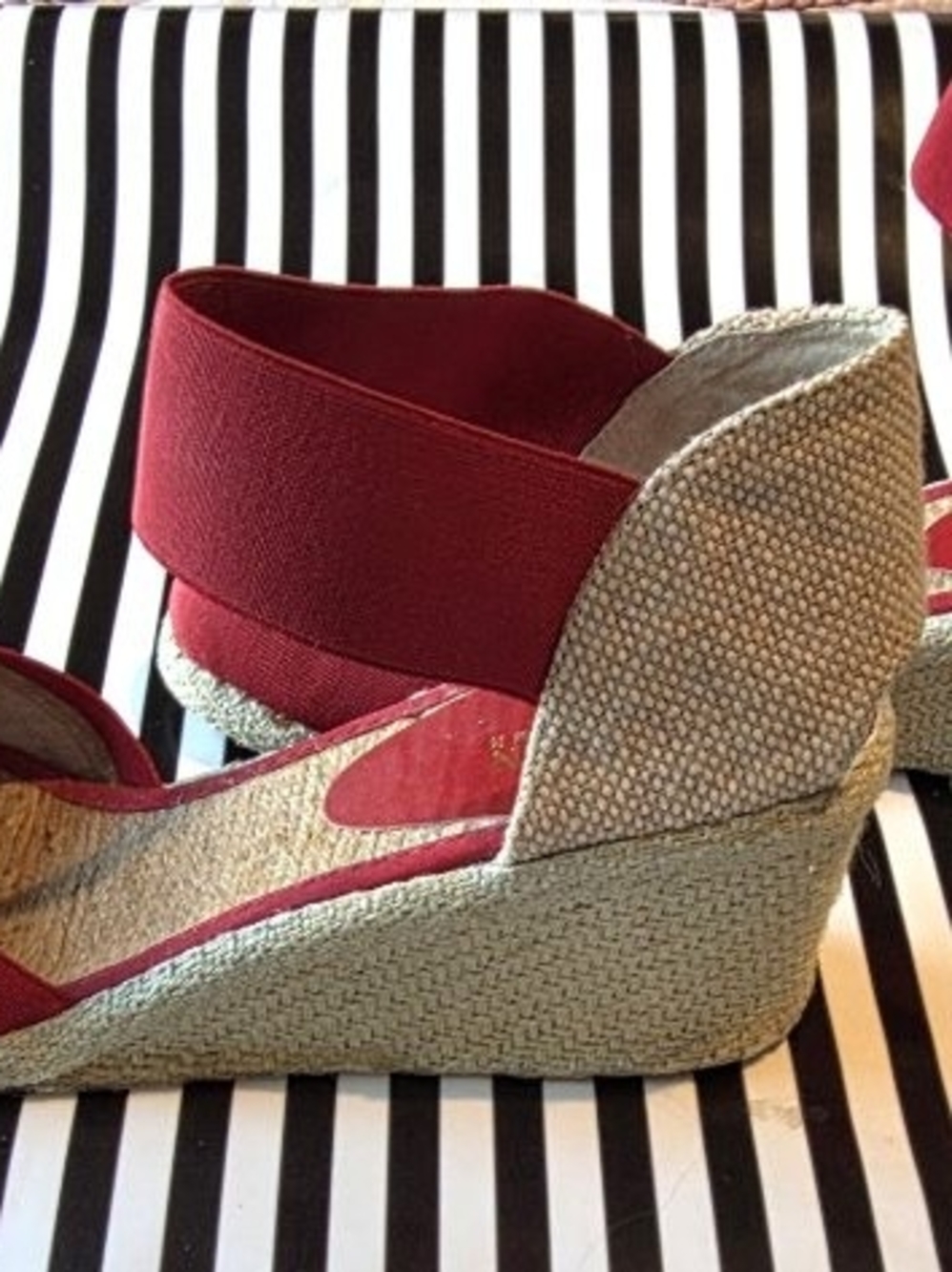Lauren Ralph Lauren Red Espadrille Wedge Sandals with Elastic Strap - Picture 3 of 8